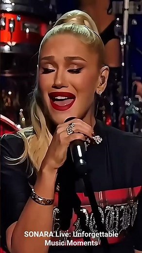 Gwen Stefani's 90s Emotion Live: Still Makes Us Cry! #GwenStefani #LiveMusic #90sNostalgia