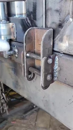 Watch this heavy-duty homemade metal latch mechanism designed for securing industrial gates and doors. This simple but powerful DIY locking system is made from solid metal and built. If you enjoy mechanical inventions, welding projects, and workshop tools, don’t forget to Like, Share, and follow Mini Mechanic Facebook Page for more satisfying repair and fabrication videos. #MiniMechanic #metalwork #welding #metalrepair #shorts