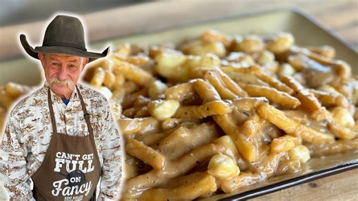 Classic Canadian Poutine - Cheese Fries