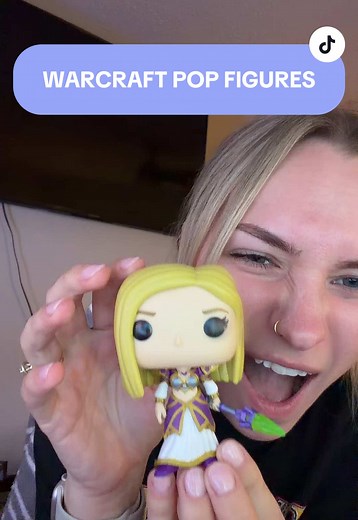 Unboxing Warcraft Funko Pop Figures
