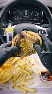 213K views · 1.6K reactions | Wendy's Hamburger #food #foodporn #fastfoodreel #foodie #foodstagram #foodphotography #instafood #foodblooger #foodgram #foodlovers #deliciousfood #foodpics #foodies #dinner #tasty #cooking #lunch #homemade #foodpic #eat #heathyfood #foodblog #foodgram #foods #chef #dessert #Indianfood #yum #foodlovers #healthy | Fast Food Reels | Facebook