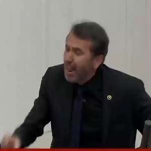 4.7K views · 68 reactions | AKP'li bir Milletvekili 'Hamaset yapıyorsun' deyince CHP'li Serkan Topal isyan etti: "Hala enkazda cesetlerini alamayan vatandaşlarımız var! Hala çadır yok! 5 yaşında donan vatandaşımız oldu! İnsanlarımız öldü. Bunun neresi hamaset?" | Yol TV | Facebook