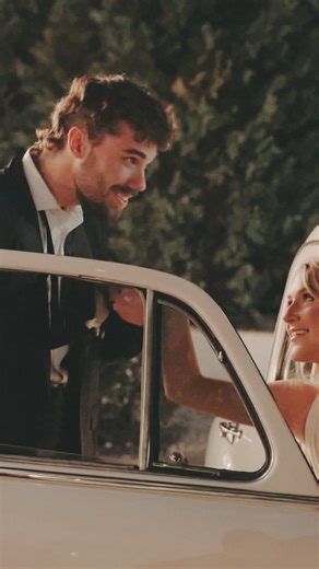 Moments from Ally Bennet’s styled shoot last week 🎥💍 It was an absolute pleasure to capture this event for a fantastic couple! Really enjoyed meeting everyone who contributed their craft to help make this happen. Shoutout to @savphotoandfilm for all your hard work in putting this together! More content from this shoot coming soon! Couple - Ally Bennett Video - @zachtraverweddings Venue - @thechapelbythesea Planner - @savphotoandfilm H&MU - @lane_makeupartistry Florals - @wunderbar_florals Gown