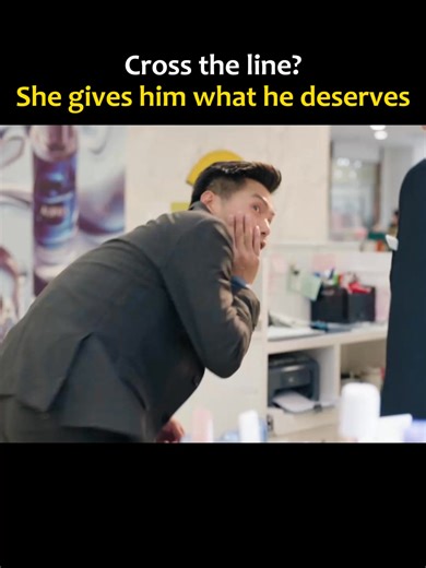 After standing up to harassment, she’s blamed by her in-laws for “losing grace.” 她被骚扰后勇敢反击，婆家却怪她“不注意形象” #许我耀眼 #LovesAmbition #赵露思 #趙露思 #ZhaoLusi #陈伟霆 #陳偉霆 #WilliamChan #kukandrama #酷看独播剧场 #中国电视剧 #陆剧 #chinesedrama #cdrama #cdramalovers | 酷看独播剧场