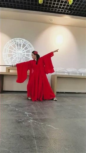 #shorts Windmill & Poses #sworddance #dance #sword #chineseculture