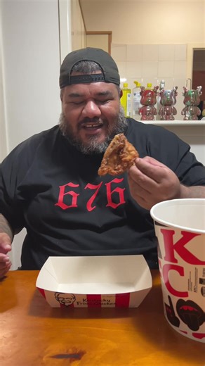 How Fast Can You Eat Chicken Thigh?