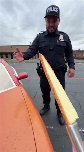 Cutting This New York Cheesecake is Pure Bliss 😍 #cake #birthday #viral #morning #us #shorts