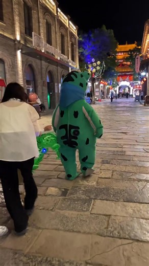 477K views · 10K reactions | Funny frog  #lmao #meme #memes #fun #memesdaily #comedy #follow #funnyvideos #lol #love #instagram #funnymemes #laugh #dankmemes #dank #dailymemes #funny #explorepage #jokes #humor #cute #like | Funny Frogs | Facebook