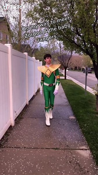 Meeting Zordon and the Baby Rangers