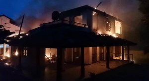 41K views · 1.8K reactions | Update: Former Minister Johnston Fernando house in Wickramasinghepura was set on fire a short while ago. | Daily Mirror | Facebook