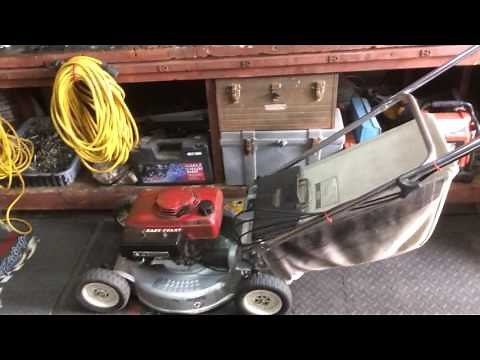 Messing around with the Honda HR194 Carburetor Adjustments And Throttle Cable Adjustments