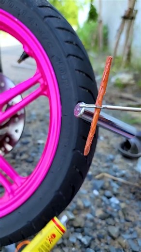 How to Fix a Flat Tire in Just 10 Minutes!