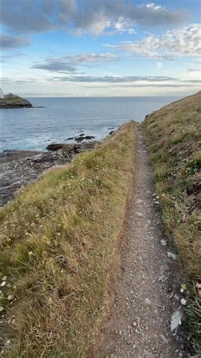 Walking to Godrevy Lighthouse | Stunning Cornwall Coast