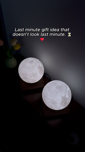 Elevate Your Valentine's Day with a Magnetic Levitation Display