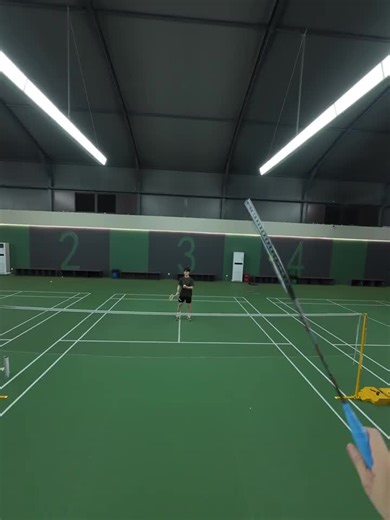 Experience the Fastest Badminton Rally Ever
