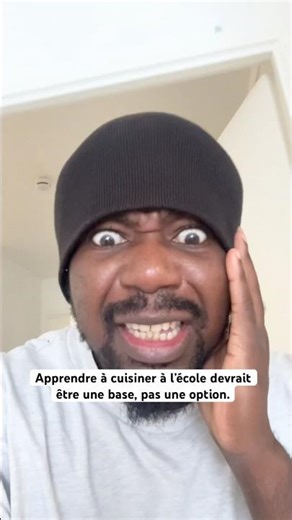 Les cours de cuisine devraient devenir obligatoires… 😱 #shorts #viralvideo #funny #comedy #yt