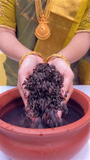 Fit & Food Tamil on Instagram: "10கிலோ எடையை குறைக்கும் பவுடர் Weight Loss Powder - Comment Link to get the product link in DM - கருப்பு கவுனி கஞ்சி Weightloss Karuppu Kavuni Kanji Mix Message us in Whatapp 9363599986 to place order or order via website https://fitandfoodtamil.com #weightloss #karuppukavuni #kanji #healthy #trending"