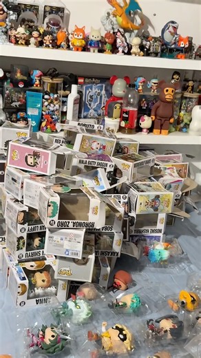 Así se ven 100 Funkos inservibles 😐❌