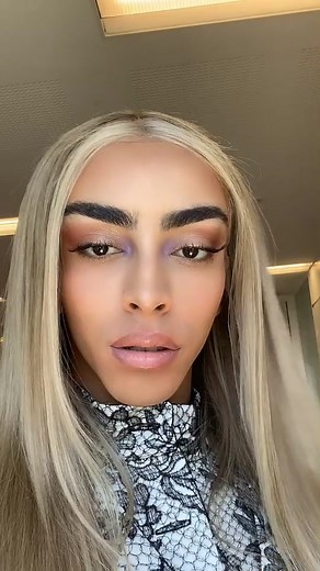 Stunning Hair Transformation: Short to Long Blonde Wig