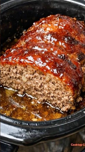 Slow-Cooker Glazed Meatloaf.#JuicyMeatloaf #GlazedMeatloaf #SundayDinner #FamilyMeals