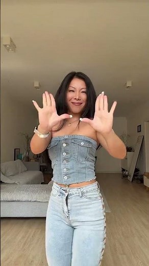 The Brazilian frevo dance gets smoother the more you dance it.