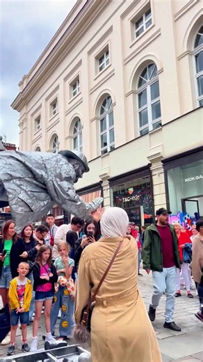 Everyone deserves a 😁.