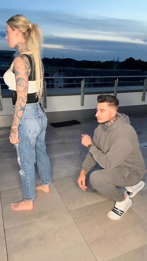 70K views · 259 reactions | Häää ? Fc Bayern oder 1860 ??? (Insta: vanessa_liberte) | Liber Te Nessa | Facebook