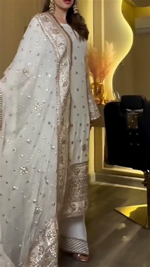 New Pakistani Mirror Work Suit 😍👗 Royal Wedding Party Look ✨🔥 #shorts #partywear #wedding #fashion