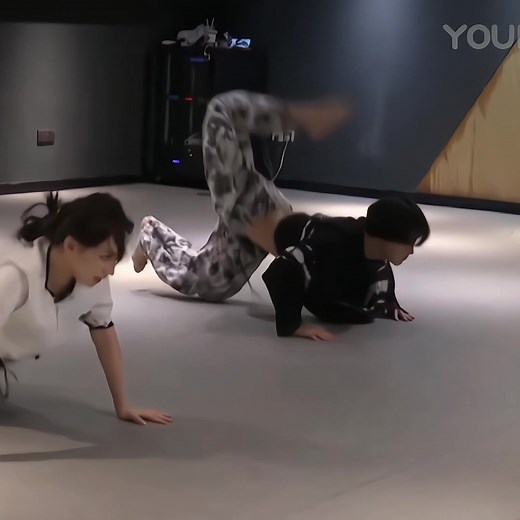 La danza de Ten Lee y Kai en NCT