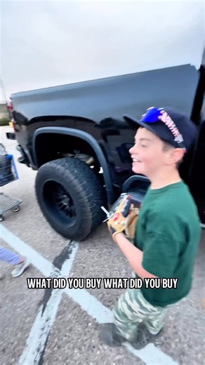 How come it’s always $300 at the grocery store? 😂 Like I stuck to my list and somehow it was still $300 🤯😂 #rvlife #fulltimerv #fulltimefamilies #fulltimervliving #zionnationalpark | The Rolling Five - Full-Time RV Family