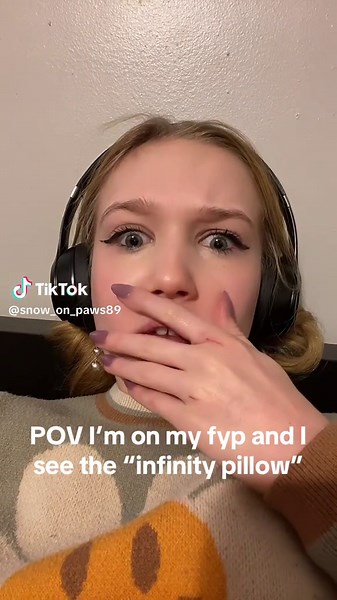 Discover the Infinity Pillow Comfortable Design