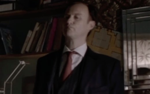 “细眉真的很有腔调”——Mycroft Holmes 麦考夫