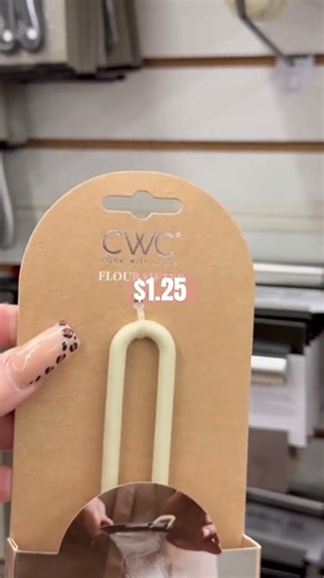 NEW CWC FLOUR SIFTER $1.25 @ DOLLAR TREE #cwc #kitchen #sifter #dollartree