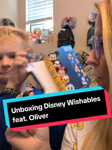 Unboxing Disney Wishables, part??? How many are we on now?! 🤣 Oliver joins me to open his Christmas Wishable. #unboxing #disneywishables #disney #goofy #collectibles