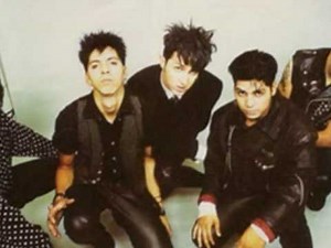 Hello Disaster - The Kids Are All Dead