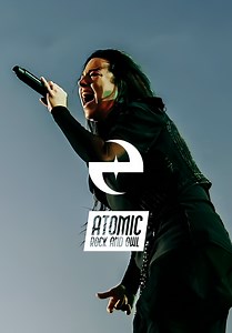 141K views · 8.6K reactions | No último dia 13, o Evanescence subiu ao palco em Inglewood, Califórnia, durante a 34ª edição do Almost Acoustic Christmas, tradicional evento beneficente da rádio KROQ. O momento ficou ainda mais especial quando, ao tocar “Bring Me To Life”, o público foi surpreendido por Jacoby Shaddix (Papa Roach) dividindo os vocais com Amy Lee. Um encontro inesperado — e memorável. | Atomic Rock And Owl | Facebook