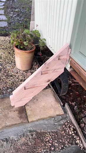 Proper joinery never goes out of style. First stage of these green oak steps complete — first stringer cut, treads routed out and traditional tenons formed. Slow, satisfying work using classic methods that have stood the test of time. Built right, built once. Hashtags (balanced for reach niche) #greenoak #oakjoinery #traditionaljoinery #finewoodworking #carpentrylife joinery handcrafted woodworkinguk britishcraft timberframe oakstairs carpenter craftsmanship builtbyhand satisfyingwork | Clayton 