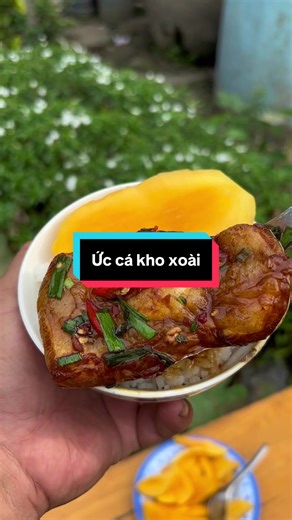 Ức Cá Kho Xoài: Đặc Sản Miền Tây