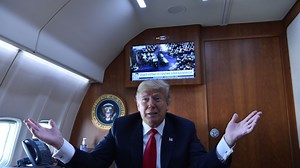 Stelter: Trump's Fox defenders more effective than lawmakers