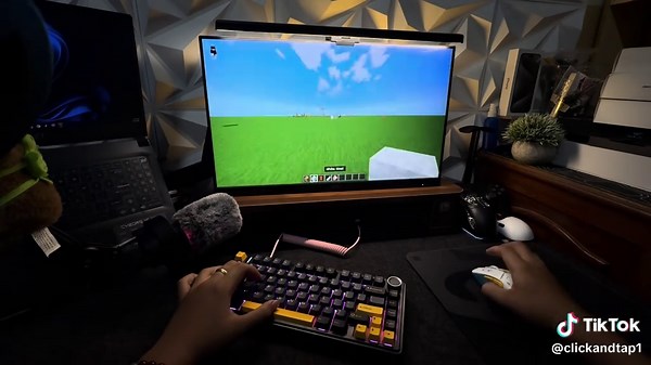 Minecraft tip របៀបbuild block #clickandtap #minecraft #foryou #setup #aula #keyboard #mouse #desksetup #mctip #tip #mc #mcpe
