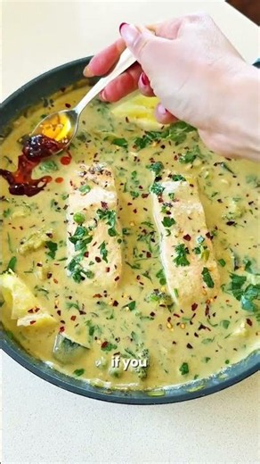 Easy One-Pan Green Curry Salmon | Healthy Dinner in Under 20 Minutes