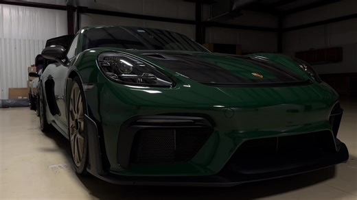 Porsche GT4 RS: Unleashing Performance Features