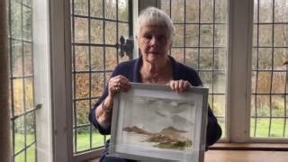 Dame Judi Dench with My Lovely Postcards has landed! “Sobell House were so wonderful to my friend Joanna Hope who died last year. I visited her there and I know how comfortable she was and how easier they made it for her.” Thank you to Dame Judi Dench for getting involved with My Lovely Postcards! ✨ See Dame Judi Dench’s artwork and other fabulous postcards from over 180 artists and celebrities, including Suzie Fletcher, Mel Giedroyc, Mark Gatiss, Paul Chahidi, Siobhán McSweeney, and Annie Sloan