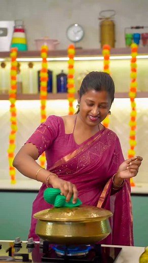 Selva sunitha on Instagram: "Ambur Chicken Biryani — a burst of flavors in every spoon! VC and edit @blackboxram1234 Ingredients Oil 3 tbs Ghee 3 tbs Cardamom 10 Clove 10 Cinnamon stick 1 Garlic paste 3tbs Onion 3 Ginger paste 1 tbs Mint handful Tomato 3 Coriander leaves Curd 1/4 cup Salt Red chilli paste 2 tbs Lemon juice 1/2 Chicken 1 kg Rice 500 grams Water 1.5 cups for 1 cup of rice"