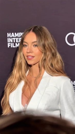 Sydney Sweeney 🩷 | SydneyLove