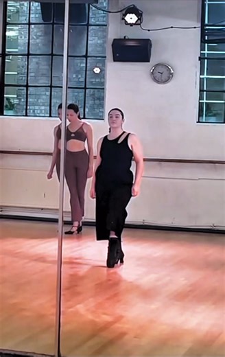 Pineapple Dance Studios Heels Choreo