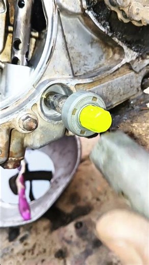 ❌ Stop Using Wrong Oil Seal! Crankshaft Oil Seal Replacement Proper Method 🔧 No Oil Leak Fix