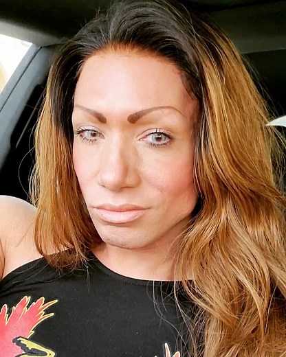 ☠Fit Rockstar☠ Isabelle Turell 🇮🇹🇵🇷 on Instagram: "People will stare. Make it worth their while. #fun #bodybuilding #girlswholift #eyes #sexy #fitnessmotivation #instagood #instalike #gymmotivation #lifestyle #wanderlust #blogger #amazing #delicious #muscle #explore #contactlenses #trending #hairstyle #outfitoftheday #goodvibes"