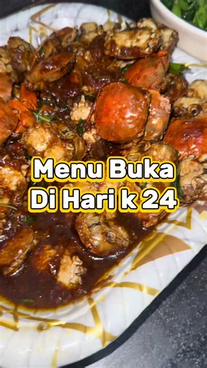 Menu buka di hari yg k 24 ini stelan kukemo. Nais.. 🤤 #masak #kuliner #makan #kulinergorontalo #makanangorontalo