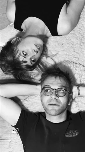 encore&encor on Instagram: "Retro 2025 - unrelease vidéo. Merci aux organisateurs, amis, soutients, @xavier.charrier @aurelie_hurtado @clomo_rosso @delphinelafrange @lascandaleuse_casbah_girl @maximedangles @zomban et max de la Tangente, @ledrakart pour cette première 1/2 année.et déjà la suivante.. Work in progress ! #technolivesets #microfreak #elektronsyntakt #elektrondigitakt #technoduo"